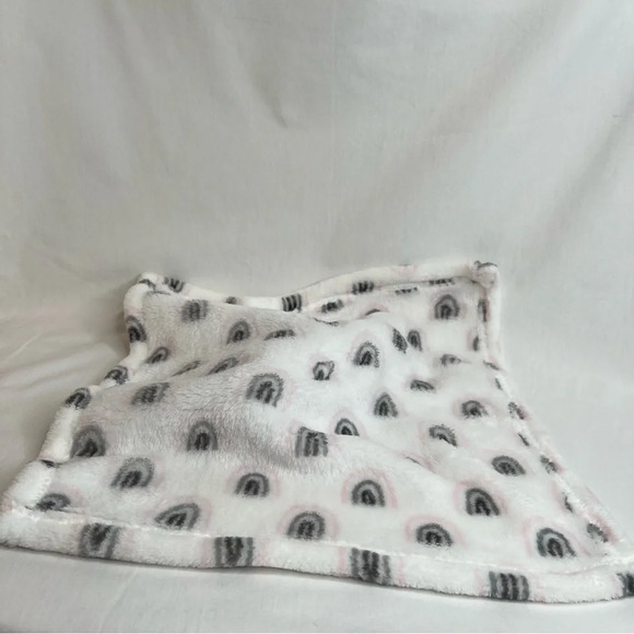 Baby Boys' and Girls' Cloud Rainbow Plush Blanket Security Snuggie. OS. - Picture 6 of 7